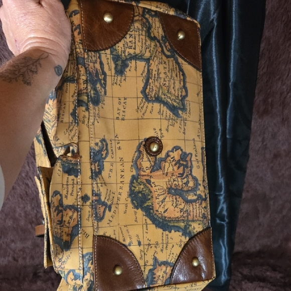 Patricia Nash Sorlana Travel Tote Like New No Call Outs - Picture 6 of 11